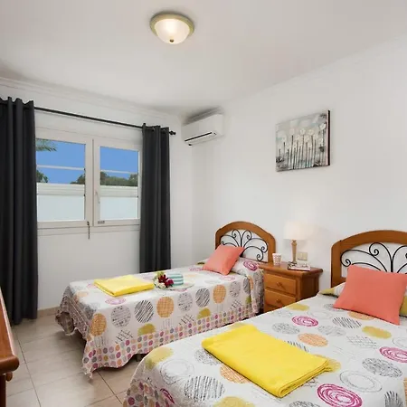 Amapola Mar By Puerto del Carmen (Lanzarote)