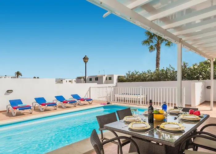 Amapola Mar By Puerto del Carmen (Lanzarote)